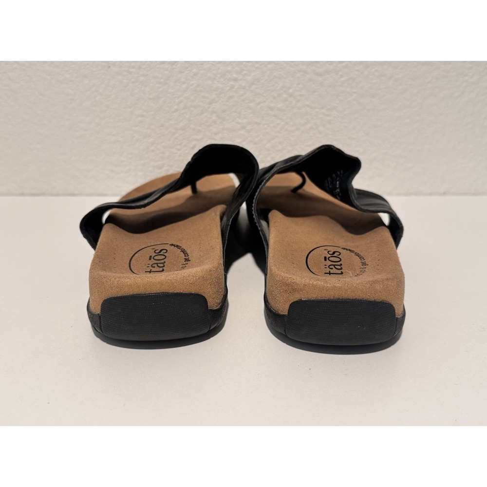 TAOS Gift 2 Ruched Leather Thong Sandal 9 Black Slip On Beach Vacation GT2-12045 - Picture 4 of 9